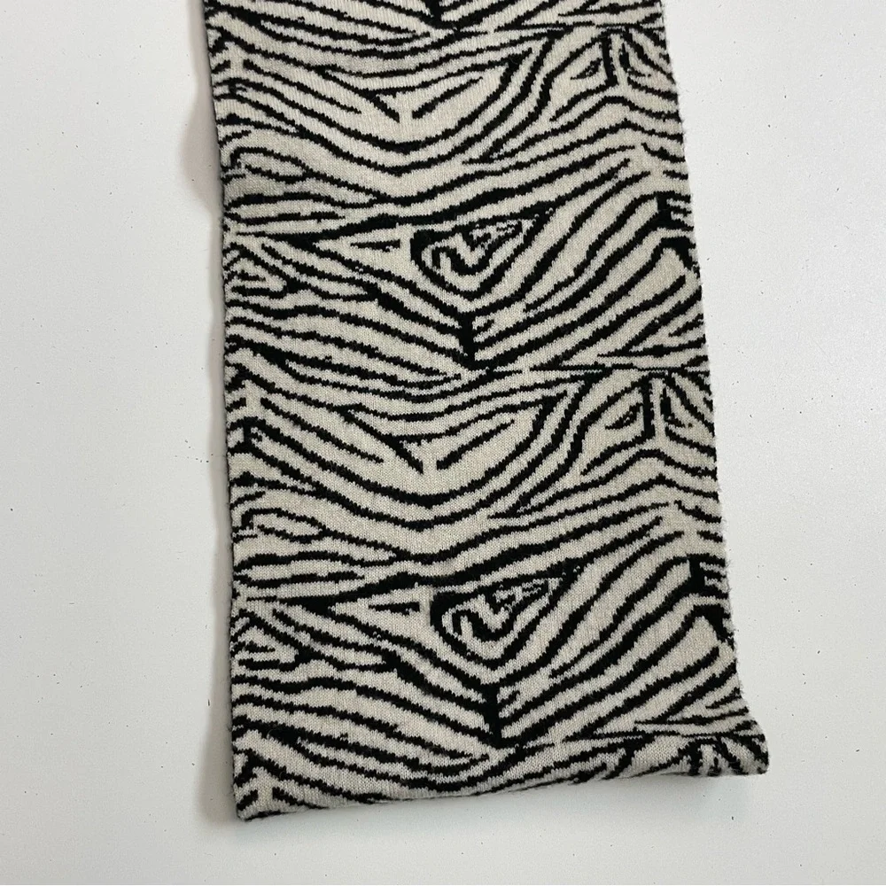 Michael Kors Scarf Soft Wool Animal Print Zebra Black Cream